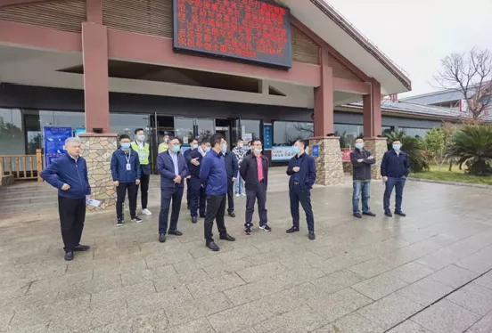 省交通運(yùn)輸廳黨委委員、副廳長(zhǎng)王昭春調(diào)研贛江服務(wù)區(qū)提質(zhì)升級(jí)